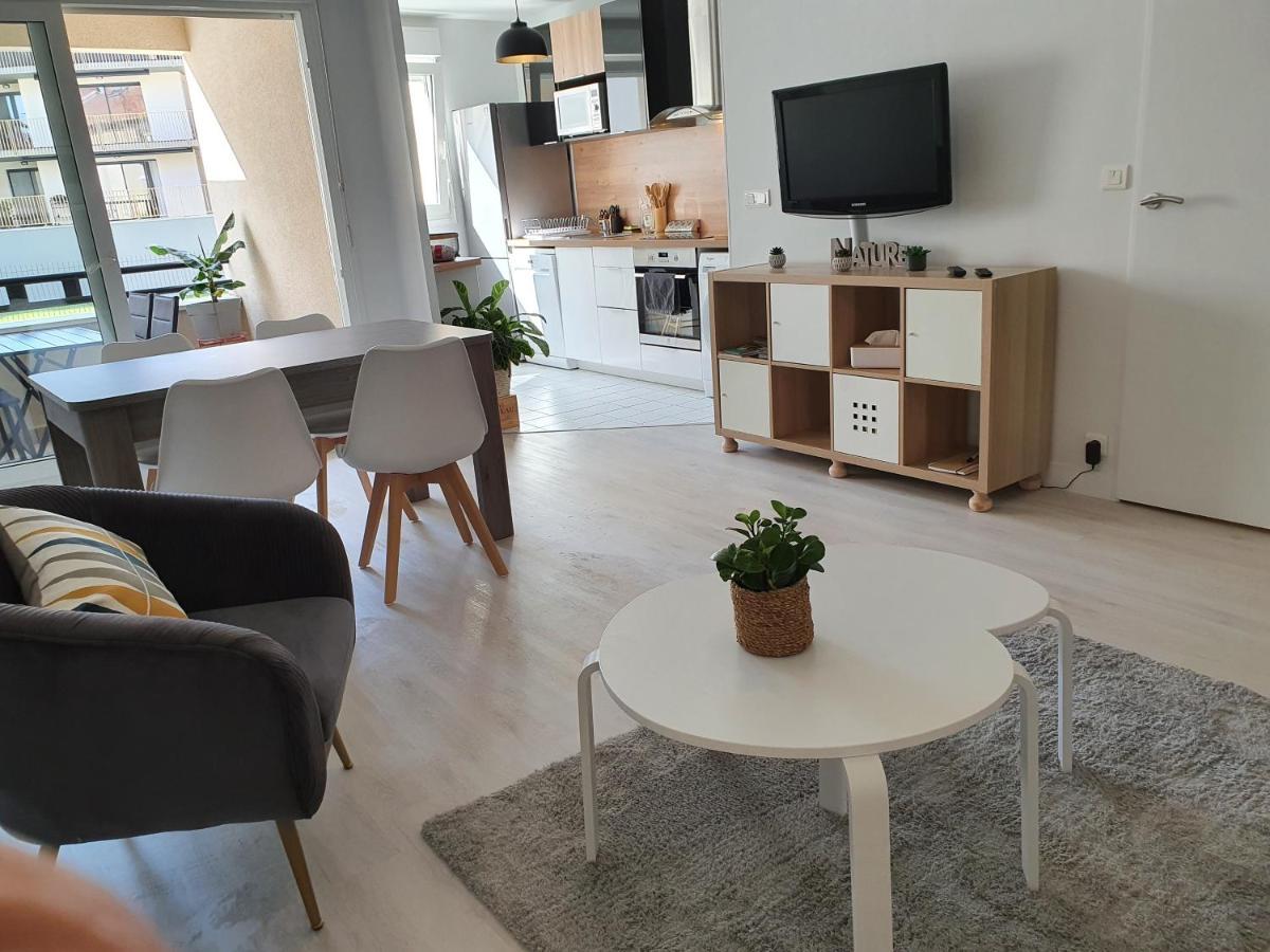 Magnifique Appartement Avec Garage Prive Et Terrasse Reims Exteriör bild
